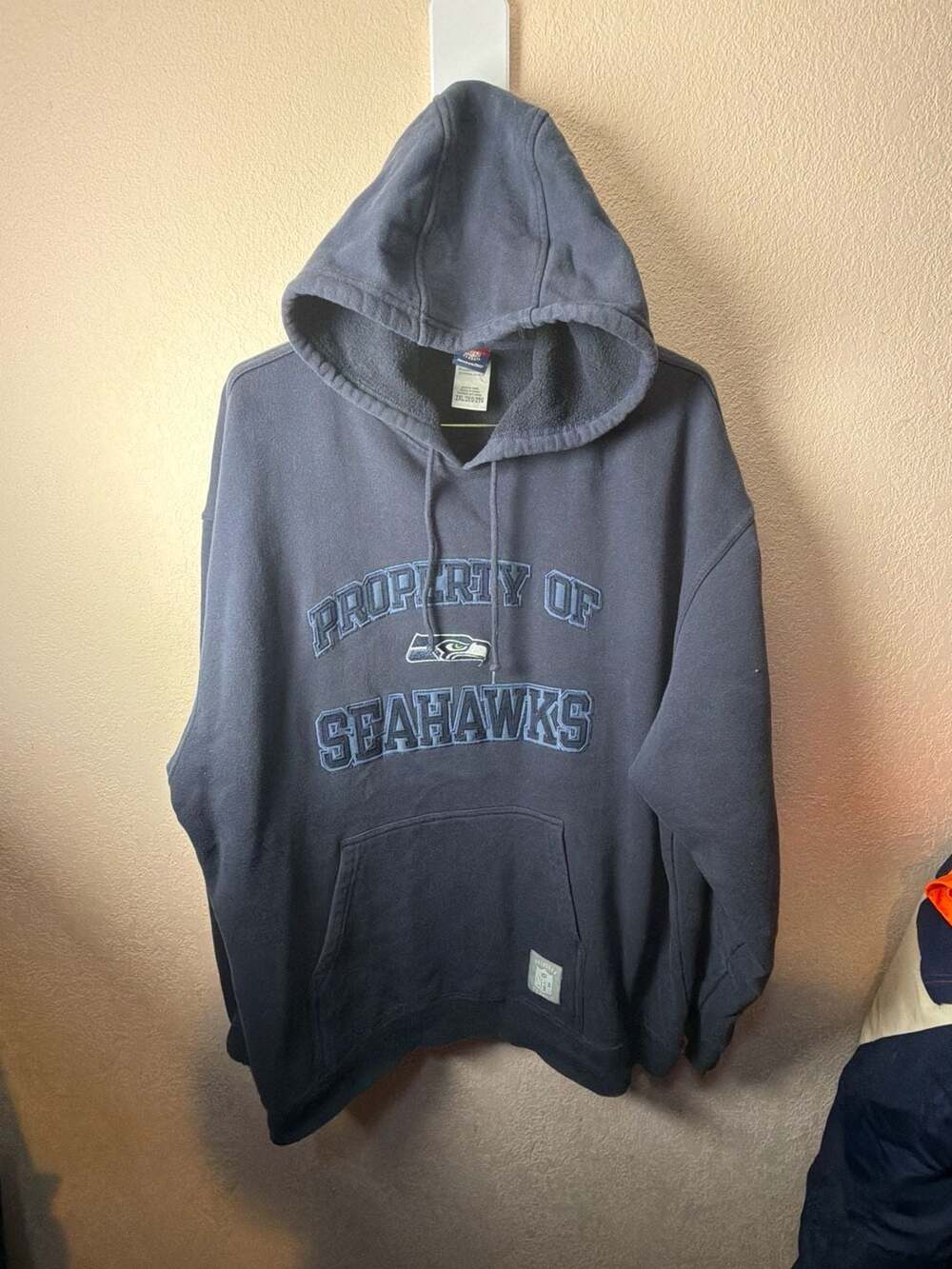 Vintage‎ Reebok NFL Seattle Seahawks 'Property Of' Embroidered Hoodie 2XL
